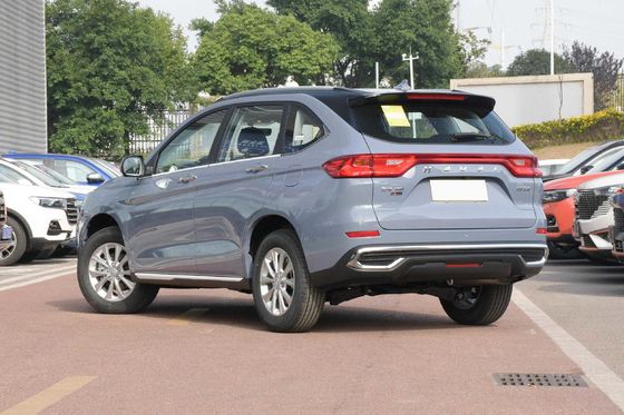 Compact Fuel Powered Car GWM HAVAL M6 Gas Family SUV Car Left Steering
