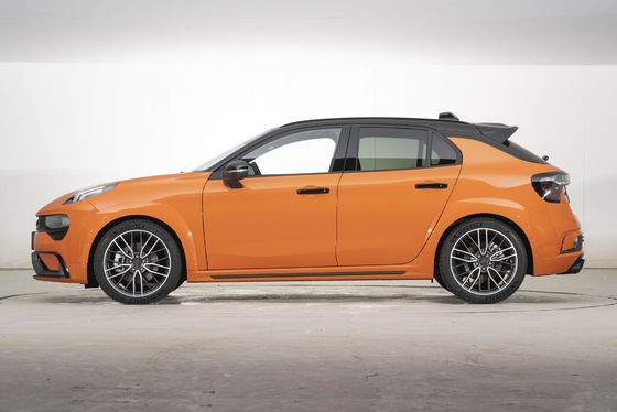 Lynk & Co 02 Hatchback 2.0TD Compact Car Small 2.0T 190 Horsepower L4 Gasline Sedan