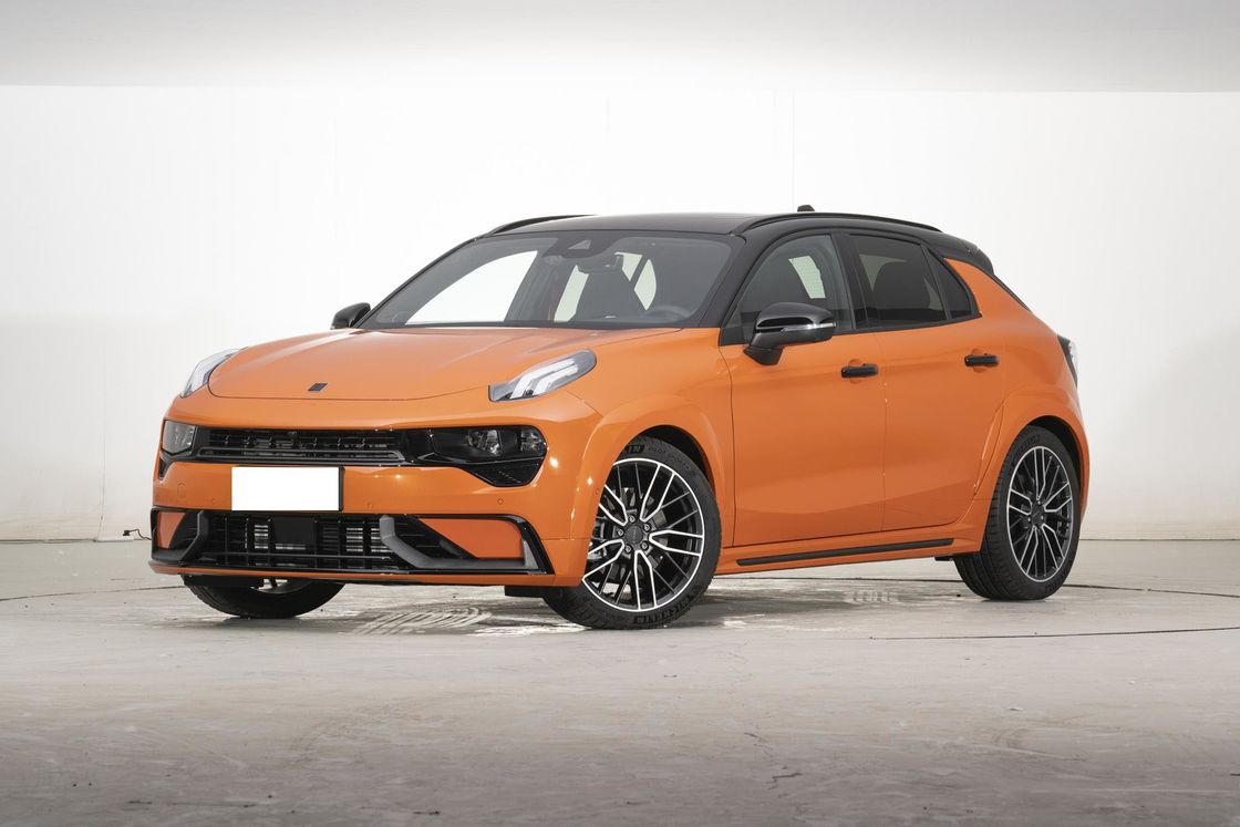 Lynk & Co 02 Hatchback 2.0TD Compact Car Small 2.0T 190 Horsepower L4 Gasline Sedan